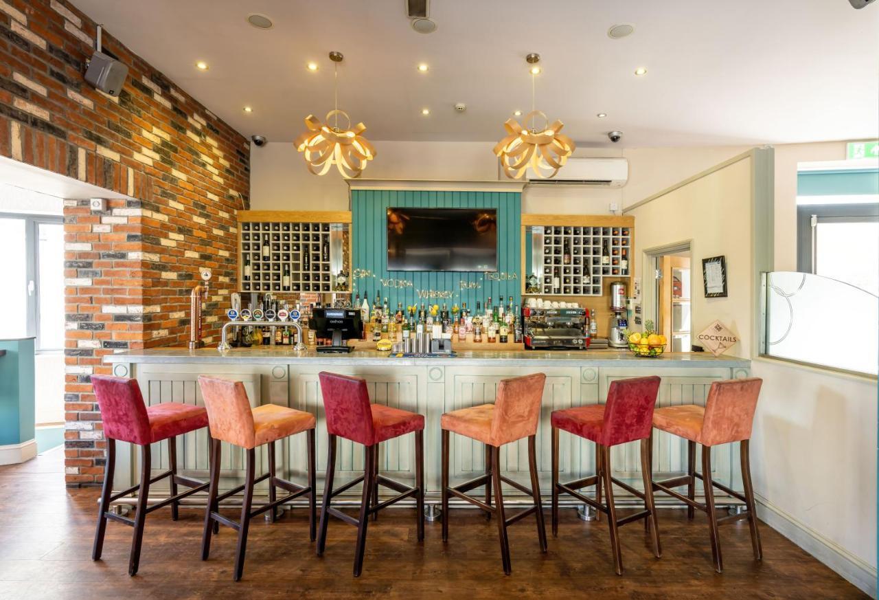 The Inn Hotel Bar And Restaurant Saint Helier Exterior foto
