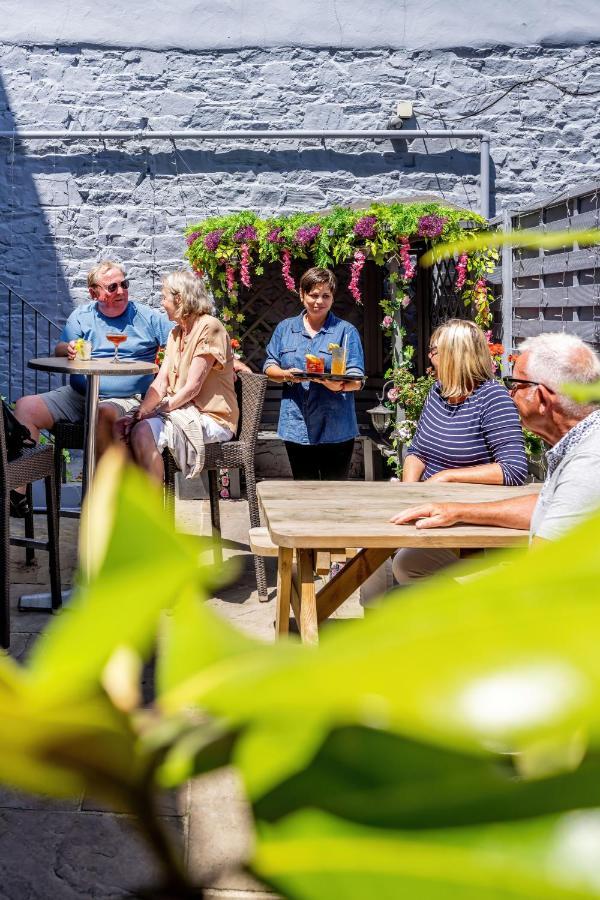 The Inn Hotel Bar And Restaurant Saint Helier Exterior foto