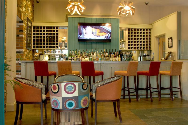 The Inn Hotel Bar And Restaurant Saint Helier Exterior foto
