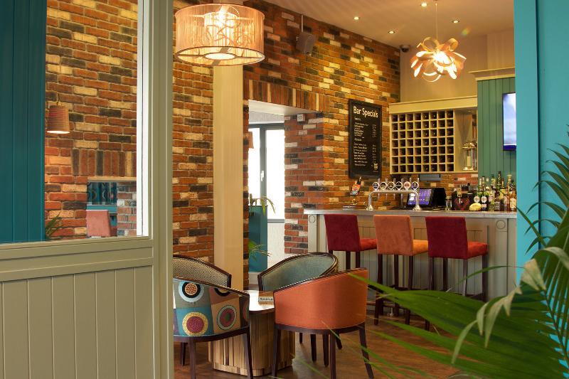 The Inn Hotel Bar And Restaurant Saint Helier Exterior foto